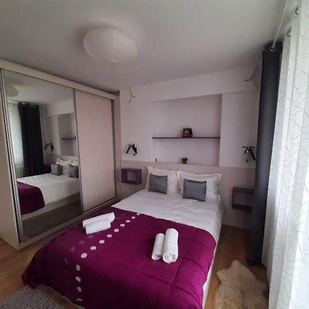 Chic Apartament Deva Exterior photo